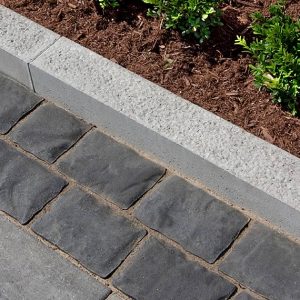 Garden Curb