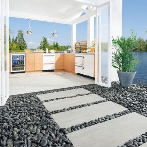 2-3.5" Black Polished Pebbles